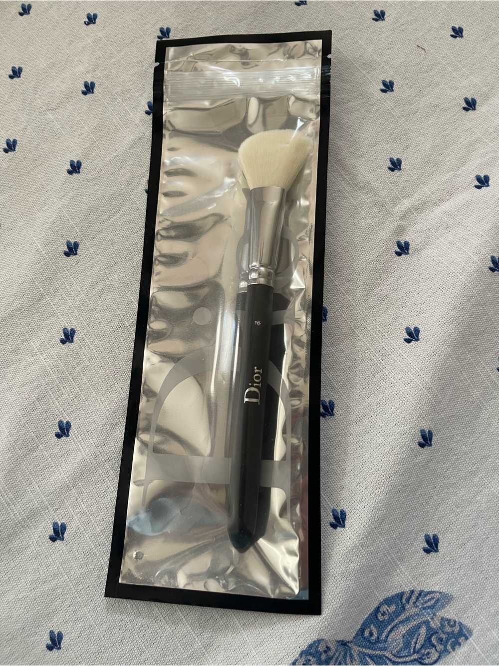 New sealed Dior Backstage Blush Brush #16
